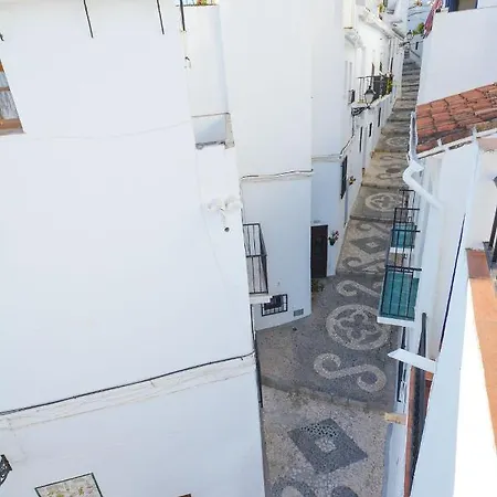 Casa Rosario, Large Historic Townhouse With Amazing Roof Terrace Hansonholiday * Frigiliana