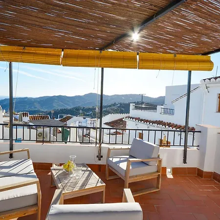 Casa Rosario, Large Historic Townhouse With Amazing Roof Terrace Hansonholiday Frigiliana