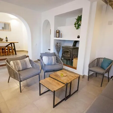 Casa Rosario, Large Historic Townhouse With Amazing Roof Terrace Hansonholiday Frigiliana